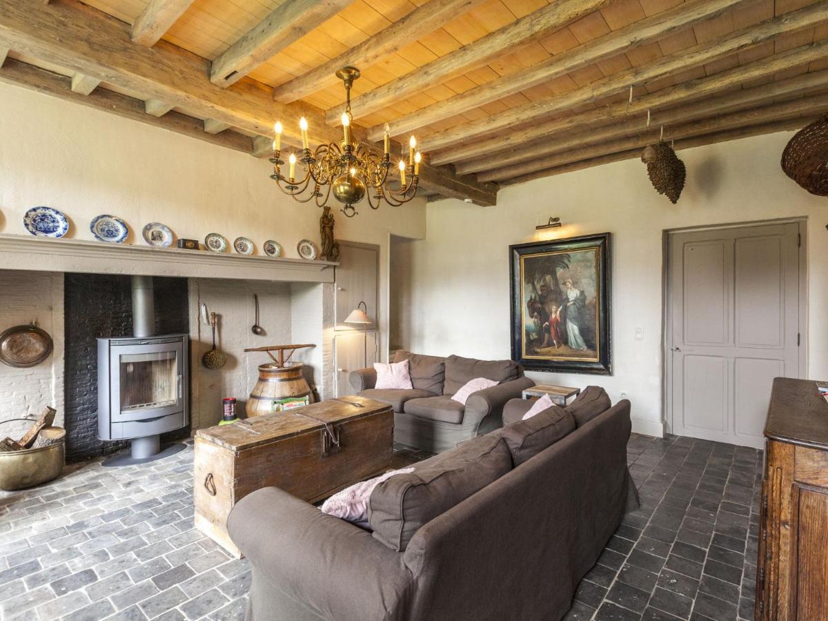 Beautiful Farmhouse In Beernem With Big Garden Exteriör bild