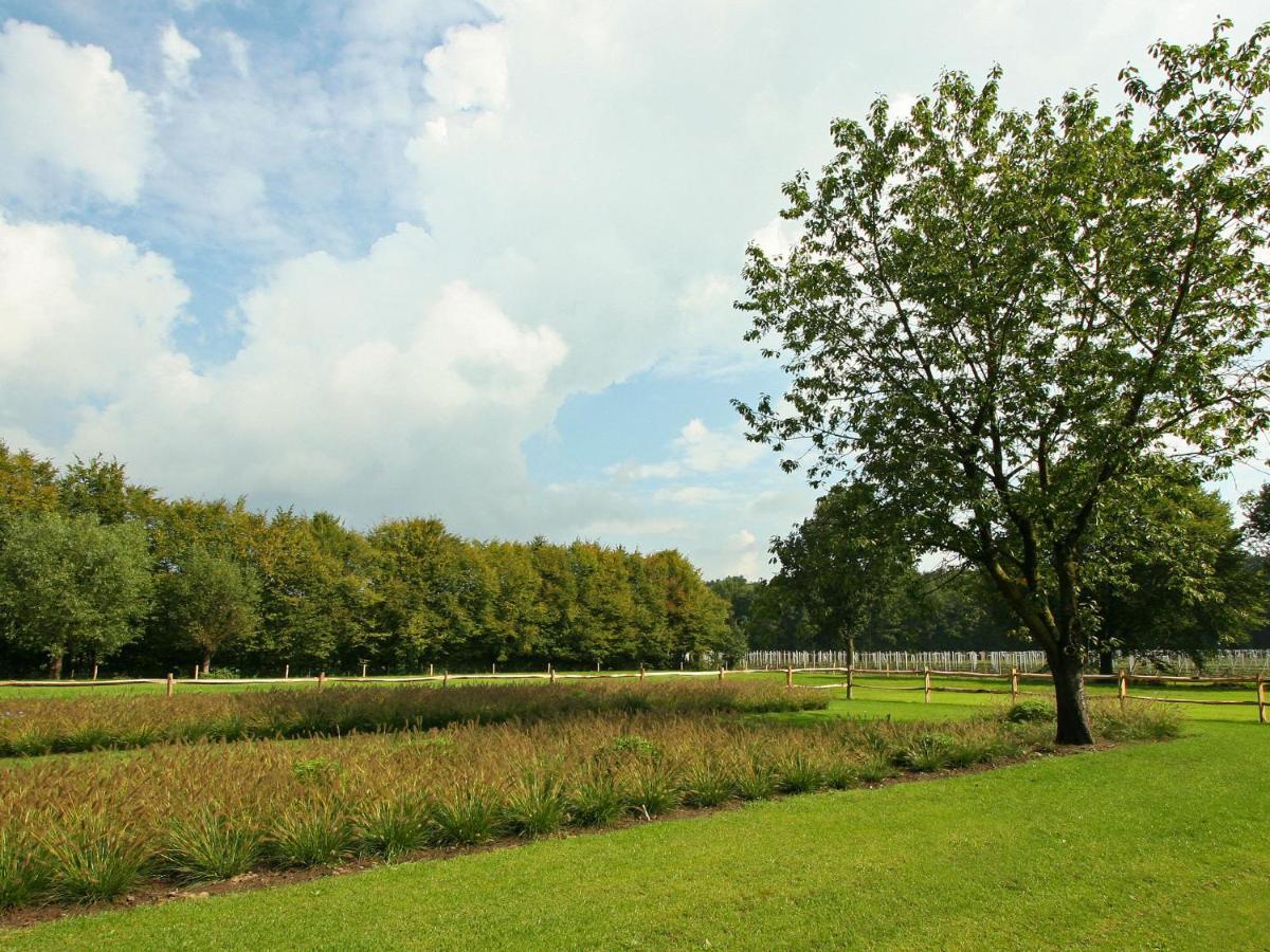 Beautiful Farmhouse In Beernem With Big Garden Exteriör bild